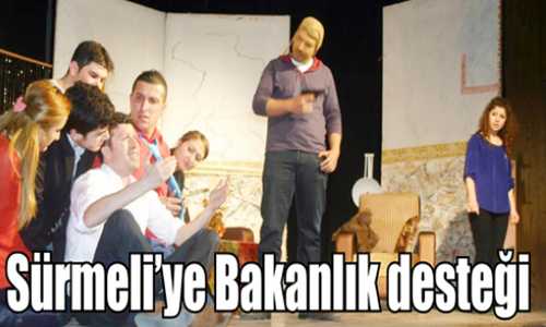 SÜRMELİ TİYATROSU ÜST ÜSTE 5’İNCİ KEZ DESTEK 