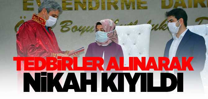 Başkan Köse, tedbirleri alarak nikah kıydı