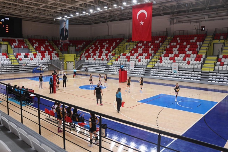 Yozgat’ta Basketbol Yarı Final Heyecanı Başlıyor
