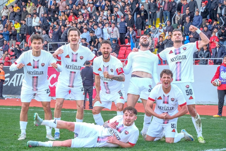 Bozokspor Play-Off’u Garantiledi: Yozgat’ta Futbol Şöleni