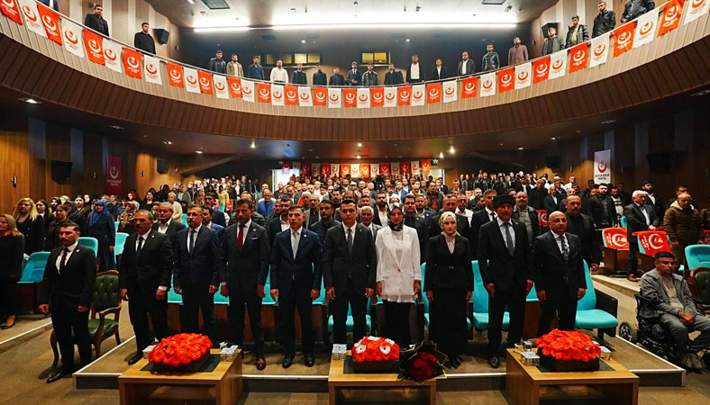 BBP Yozgat İl Başkanlığı'nda görev değişimi yeni İl Başkanı Akif Yazarel